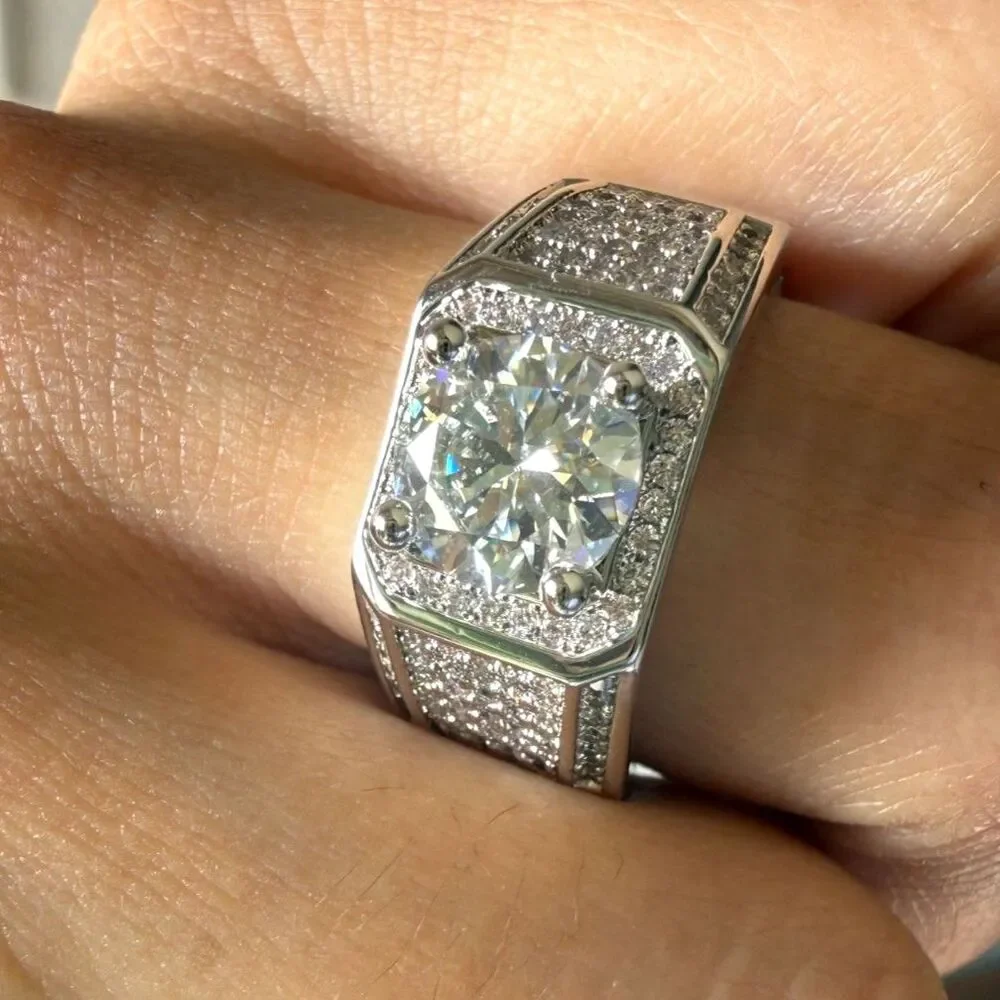 2 CT Moissanite Men’s Ring Size 10 Rhodium Plated GRA Certified